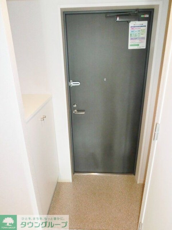 玄関(お部屋探しは【タウンハウジング千葉店】にお任せ下さい♪)