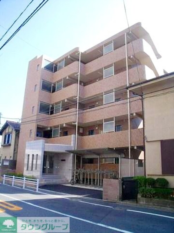 外観(スーパー至近の好立地です)
