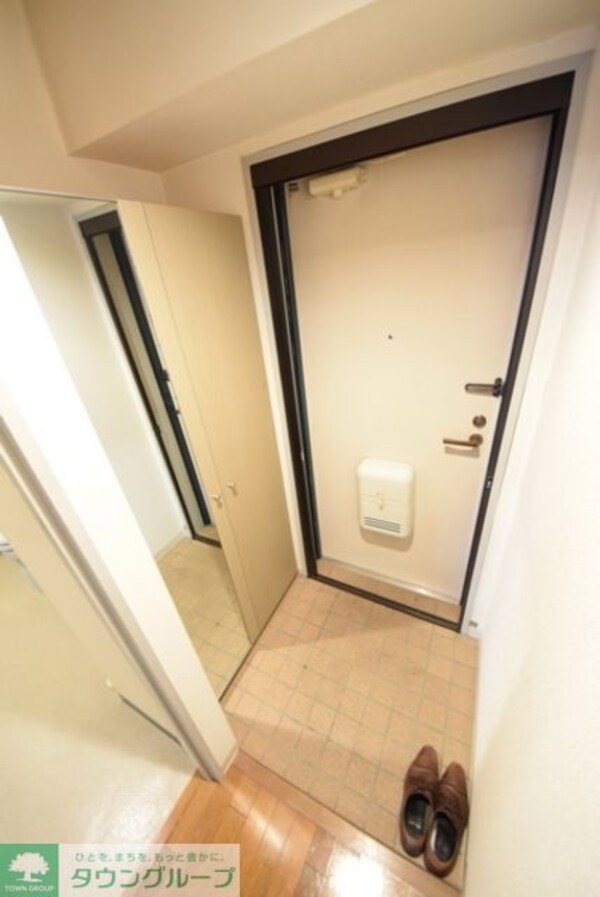 玄関(お部屋探しは【タウンハウジング千葉店】にお任せ下さい♪)