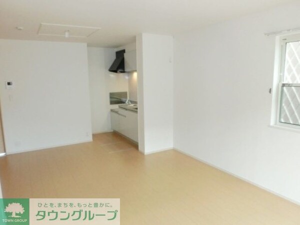 リビング・居室(現地待ち合わせ歓迎♪お問合せはタウンハウジング千葉店まで！)