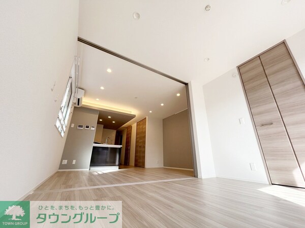 リビング・居室(現地待ち合わせ歓迎♪お問合せはタウンハウジング千葉店まで！)