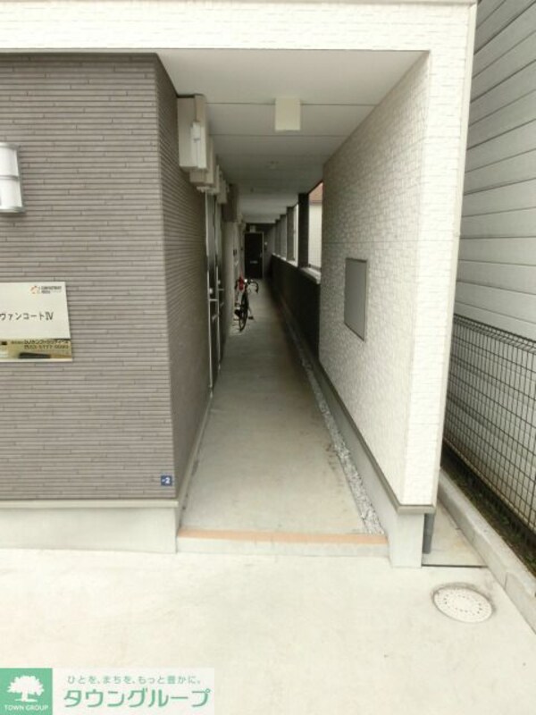 エントランス(お部屋探しはタウンハウジング千葉店にお任せ下さい♪)