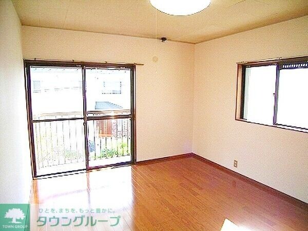 寝室(お問合せは【タウンハウジング】まで！※現地待合わせ相談可！)