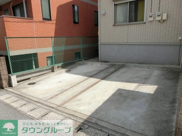 駐車場(現地待ち合わせ歓迎♪お問合せはタウンハウジング千葉店まで！)