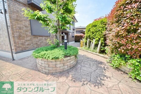 エントランス(綺麗に管理されています)