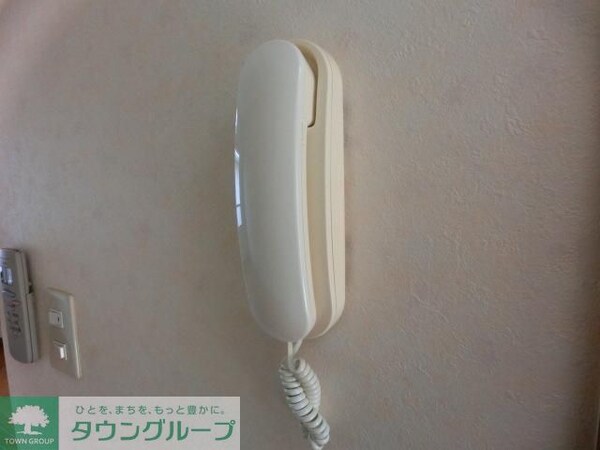 設備(インターホン付き)