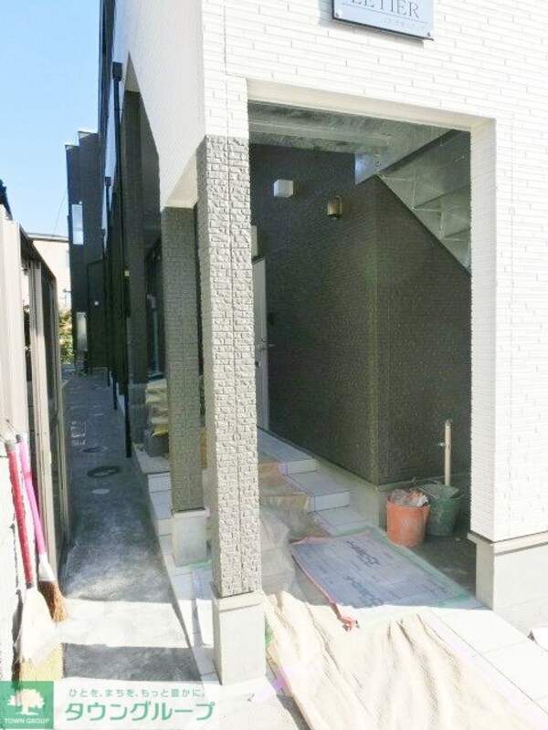 エントランス(建設中)