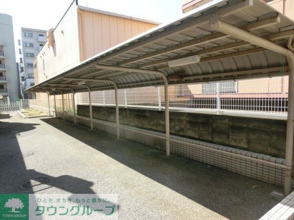共有部分(屋根付き駐輪場)