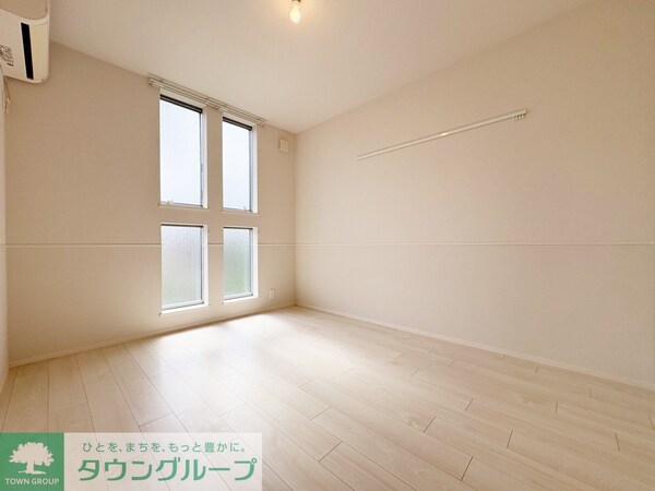 洋室(※同建物他号室 参考写真)