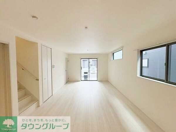 リビング・居室(お問合せはタウンハウジングまで！※現地待合わせ相談可能)