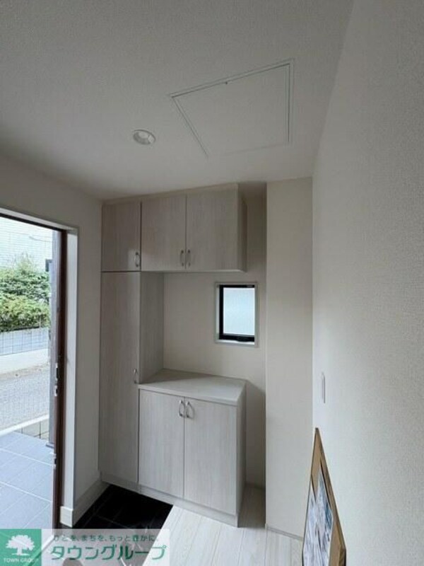 玄関(お問合せはタウンハウジングまで！※現地待合わせ相談可能)