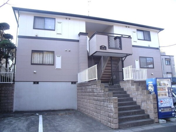 外観(日当り、立地共に良好です)