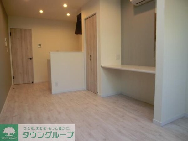 リビング・居室(ゆったり９帖のお部屋でくつろげますね)
