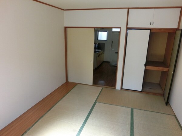 リビング・居室(和室６帖)