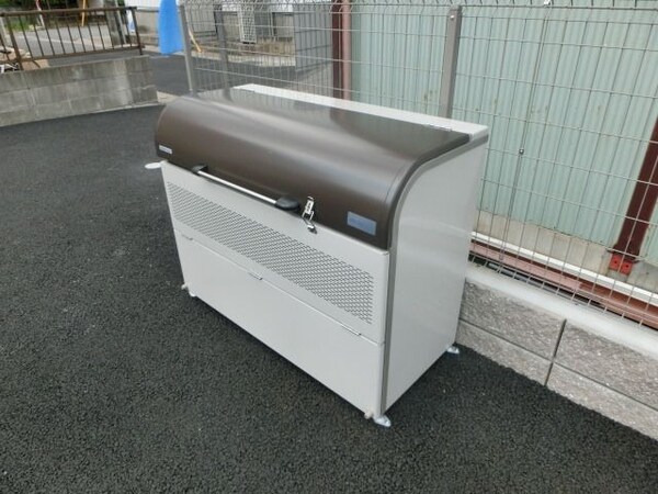 その他(敷地内ごみ置場)