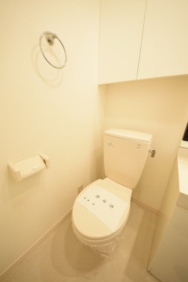 トイレ(綺麗なトイレです)
