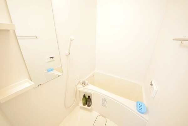 バス／シャワールーム等(綺麗なバスルームです)