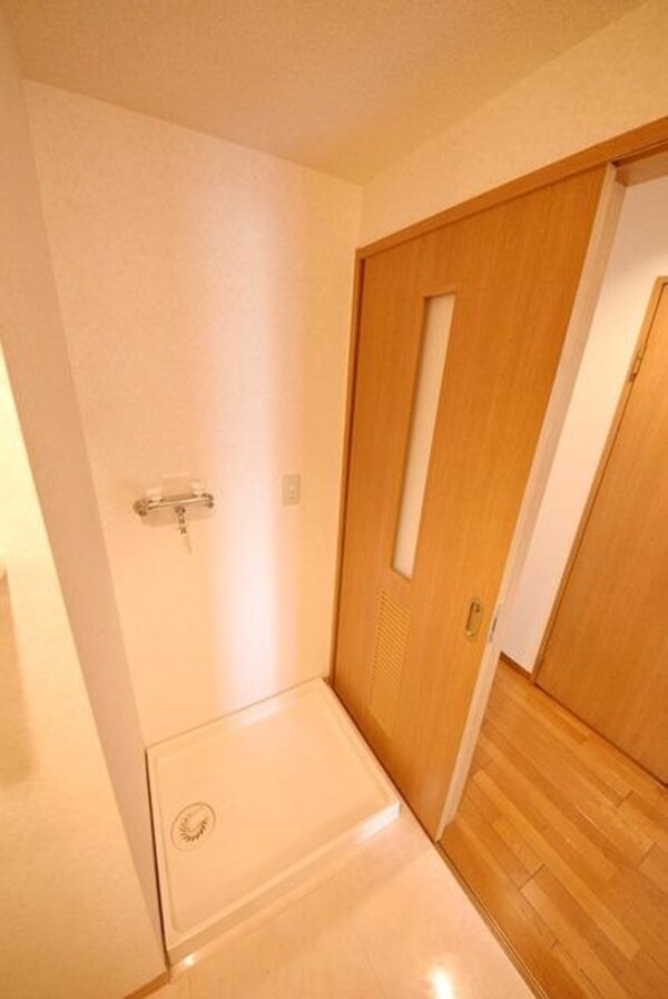 設備(室内洗濯機置場)