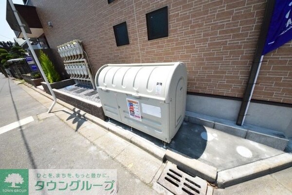共有部分(敷地内ゴミ置き場)