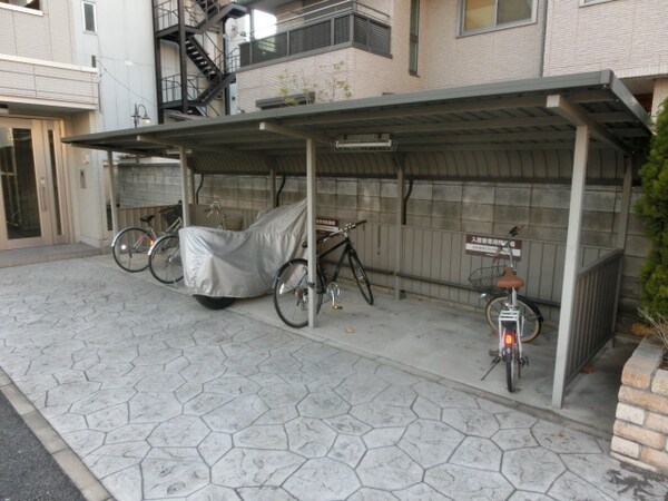 共有部分(敷地内駐輪場)
