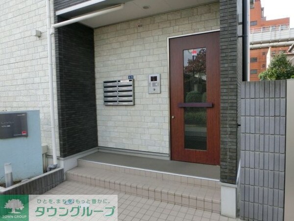 エントランス(お部屋探しはタウンハウジング千葉店にお任せ下さい♪)