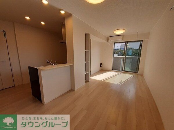 リビング・居室(※ニューライズシリーズ　同タイプ間取り設備施工例　現況優先)