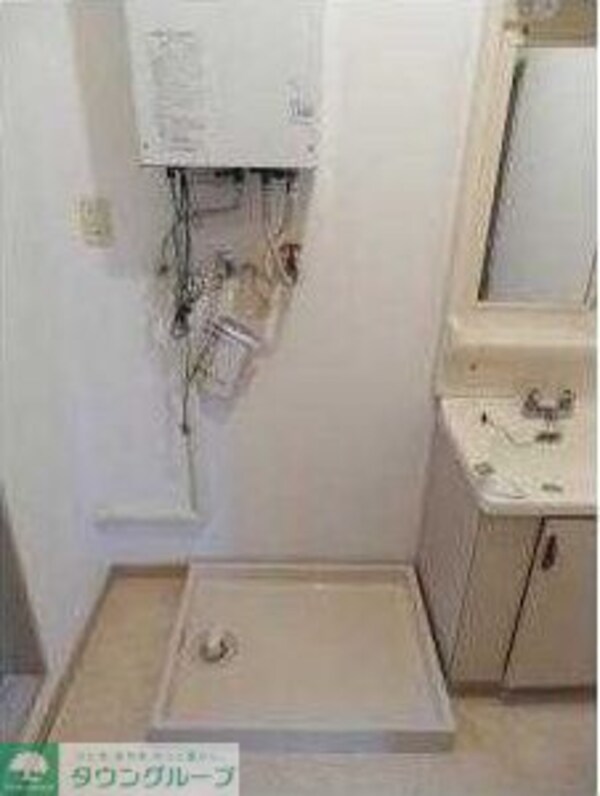 洗面(同建物別室設備施工例　現況優先)