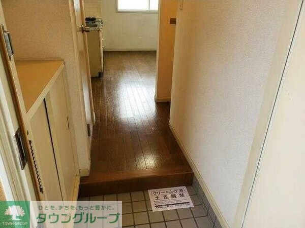 玄関(室内イメージ　現況優先)