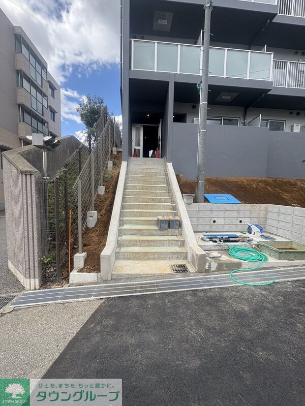 エントランス(建築中　先行受付行なっております！)