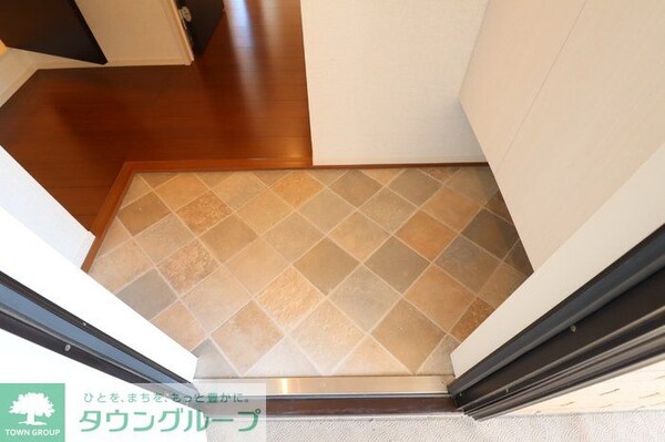 玄関(※別号室参考写真です)