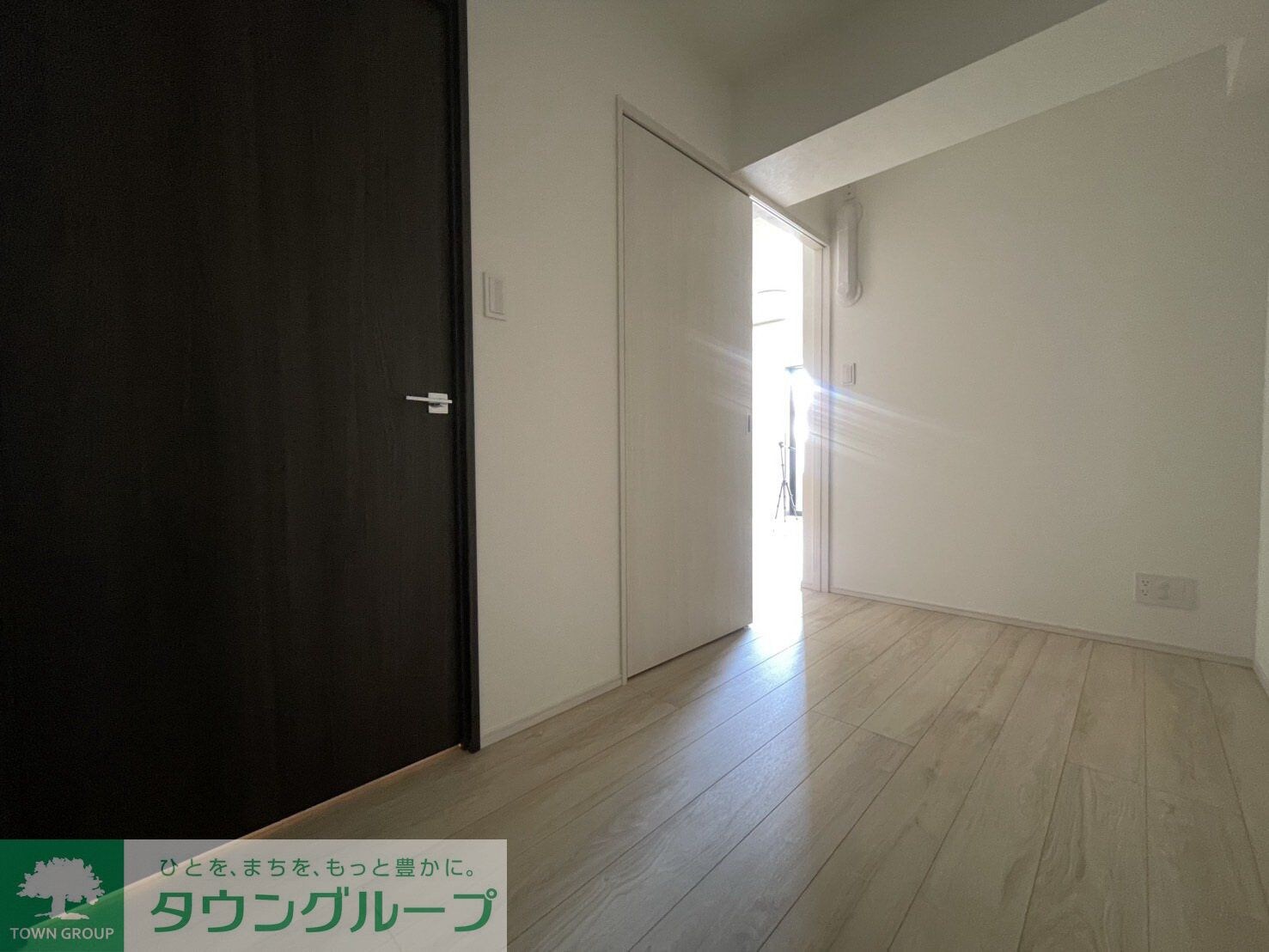 物件内観写真12　(リビング/居室)