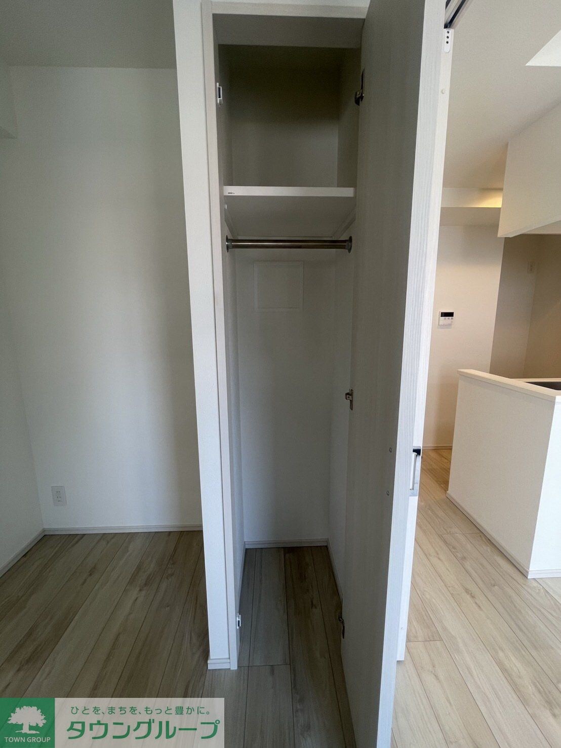 物件内観写真16　(収納)