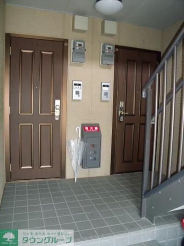 玄関(落ち着いた雰囲気の玄関)