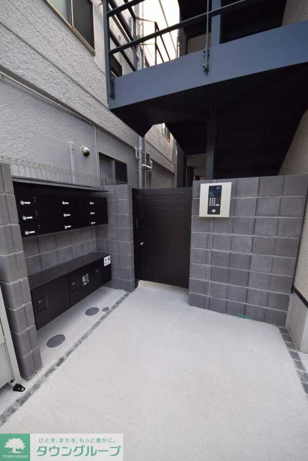 エントランス(バルコニー)