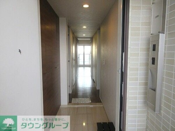 その他(玄関からリビングダイニングキッチン　内装済)