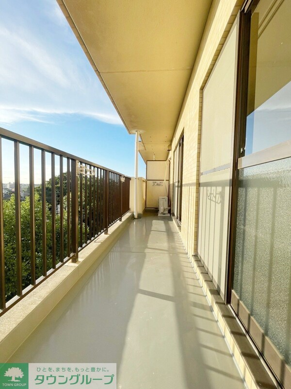 バルコニー(※別号室参考写真　現況有姿となります。)