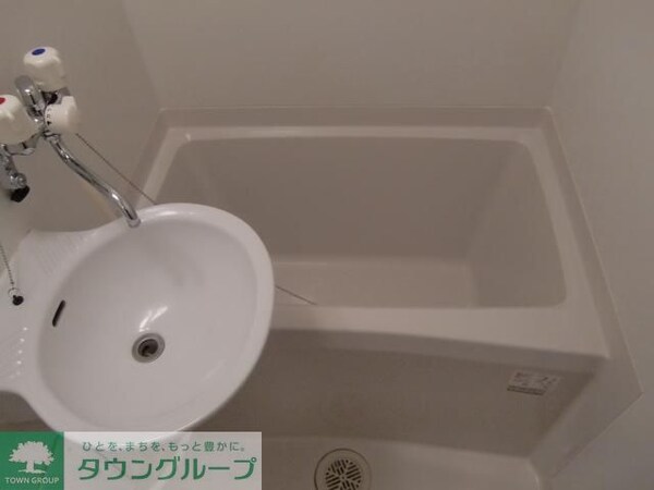 洗面(キレイな浴室です)
