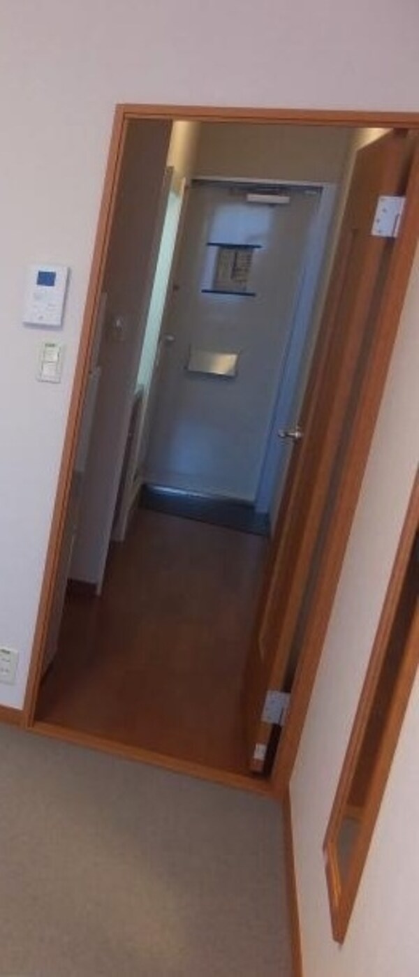 玄関(収納)