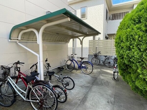 その他(駐輪場)
