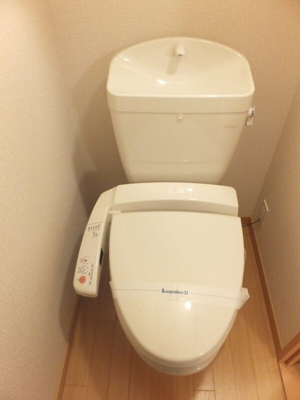 トイレ(自宅にもあると嬉しい温水洗浄便座)