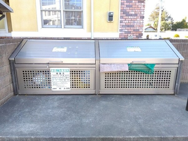 設備(ゴミ置き場)