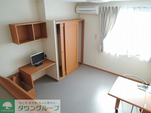 子供部屋(2階は絨毯)