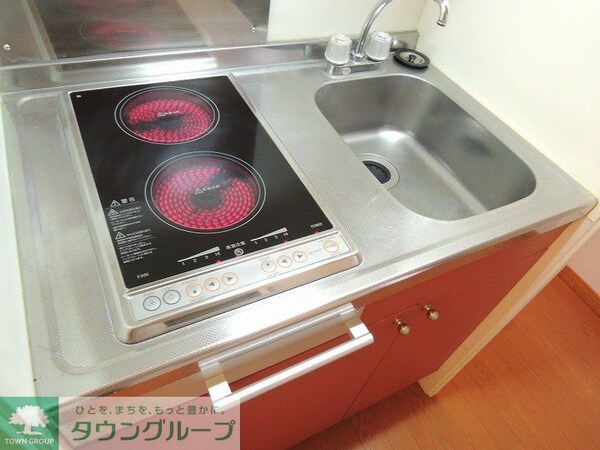 キッチン(電気コンロ２口.)