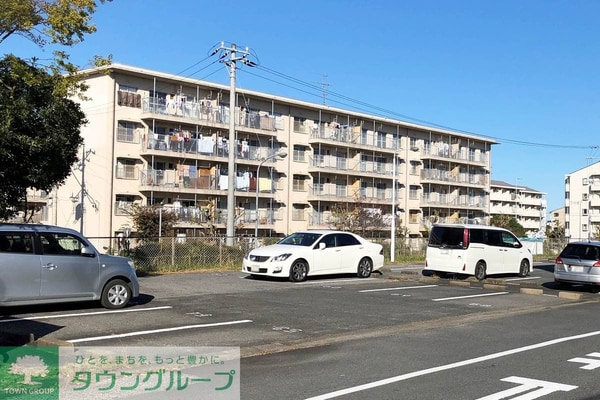 駐車場(駐車場)