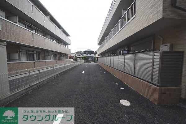 駐車場(駐車場)