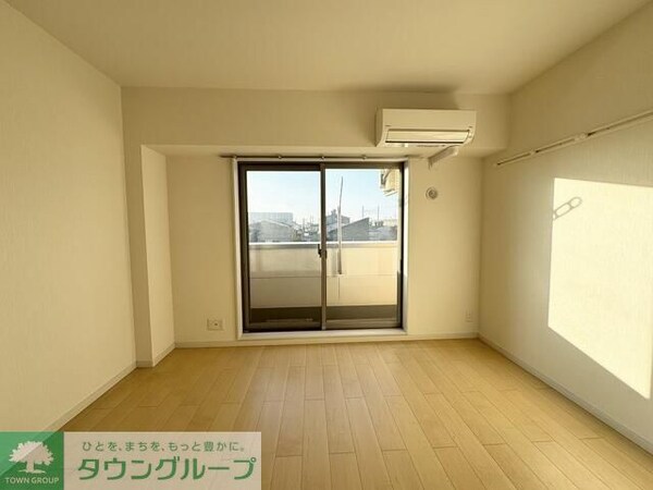 リビング・居室(※別部屋参考写真)