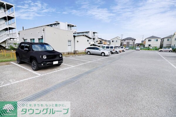 駐車場(駐車場)