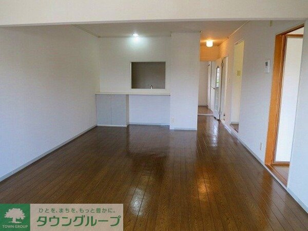 リビング・居室(※別号室参考写真です)