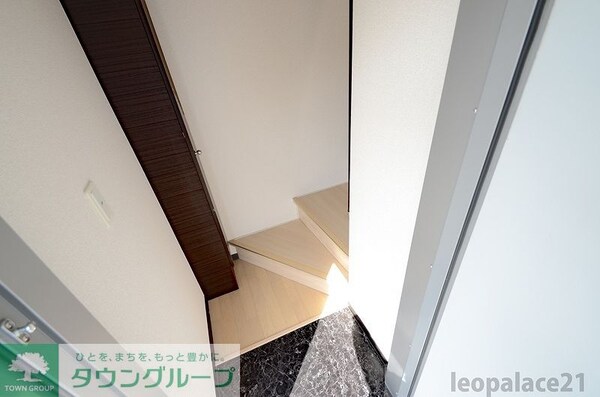 玄関(バルコニー)