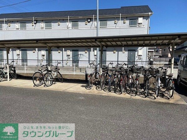 その他(屋根付き駐輪場)